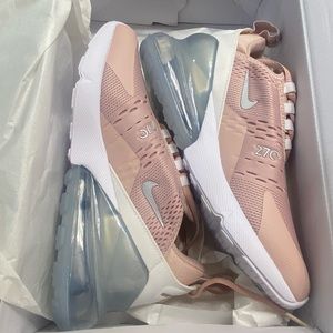 Nike Air Max 270
